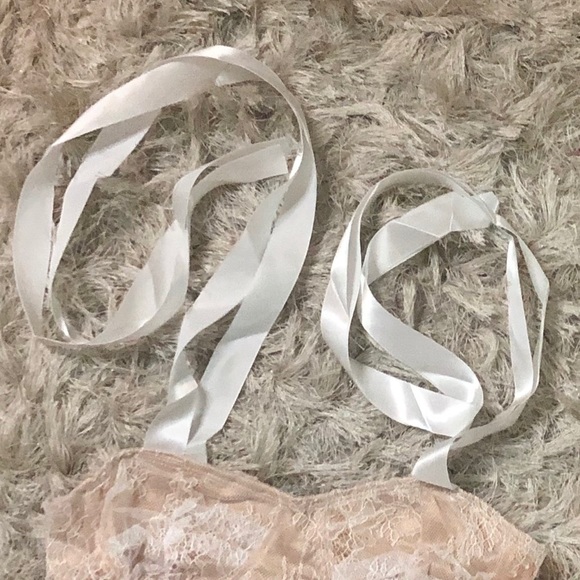 NEW ‘Eva’ Lace Top - Picture 8 of 8